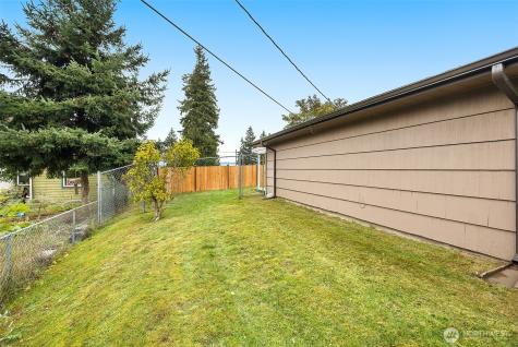 5711 Lombard Avenue Everett WA 98203