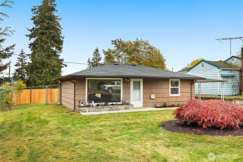 5711 Lombard Avenue Everett WA 98203