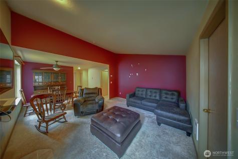 6001 Merlot Lane SE Lacey WA 98513