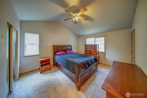 6001 Merlot Lane SE Lacey WA 98513