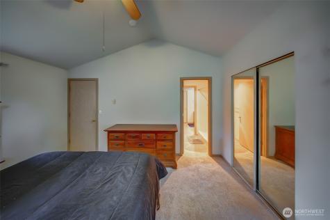 6001 Merlot Lane SE Lacey WA 98513