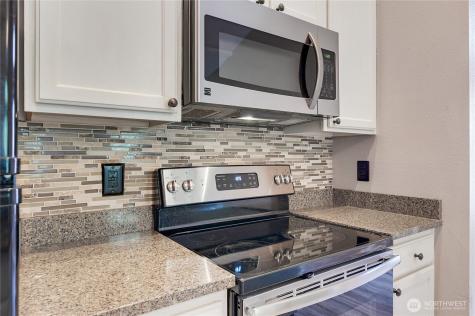 4719 NW Walgren Drive Silverdale WA 98383