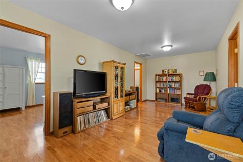 1190 Decatur Circle Burlington WA 98233