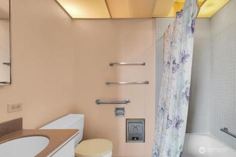 1620 43rd Avenue E Seattle WA 98112