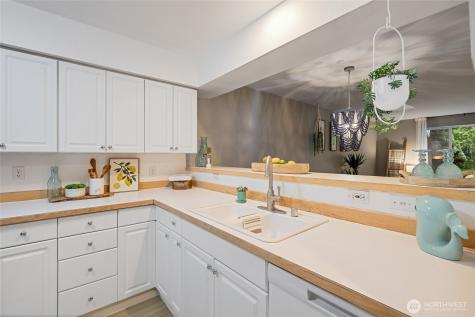 2300 Jefferson Avenue NE Renton WA 98056