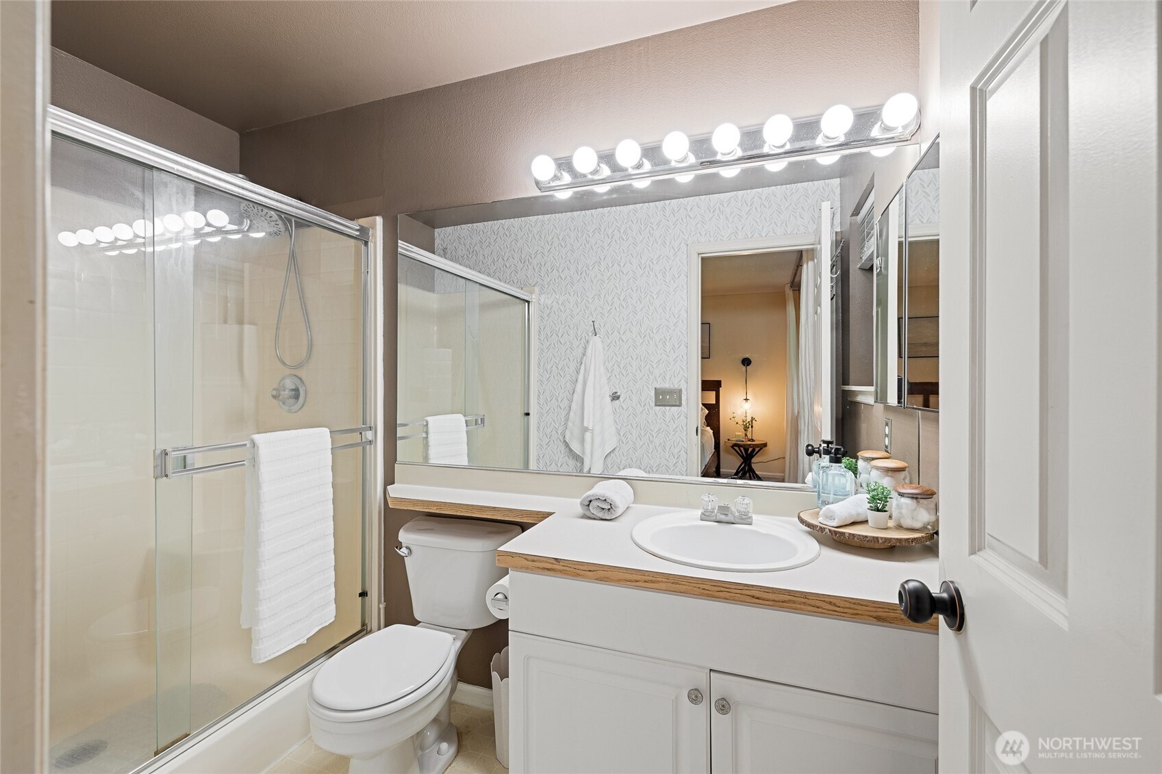 2300 Jefferson Avenue NE Renton WA 98056