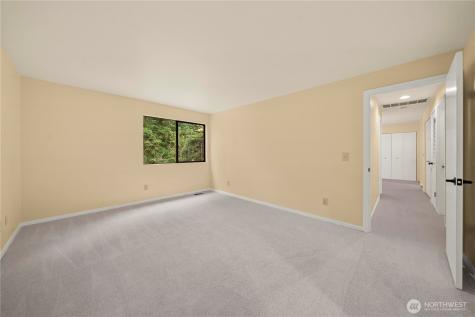 3911 108th Avenue NE Bellevue WA 98004