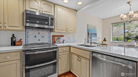 10743 Glen Acres Drive S Seattle WA 98168