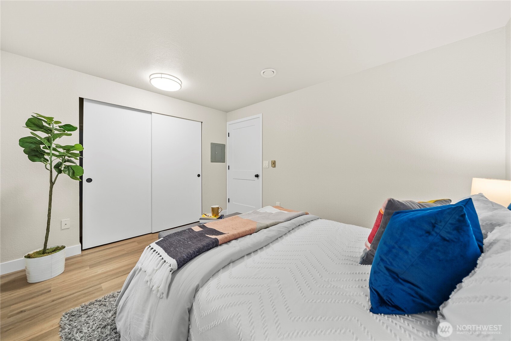 4632 Grandview Dr W University Place WA 98466
