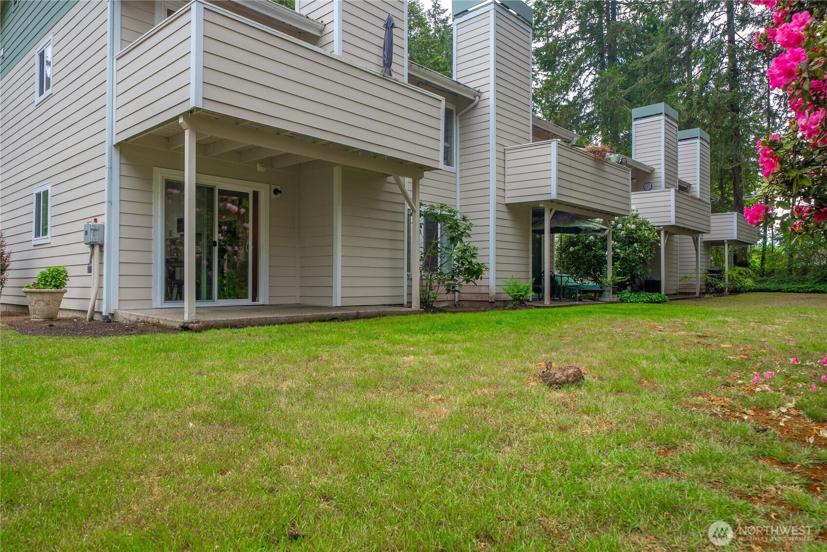 4632 Grandview Dr W University Place WA 98466