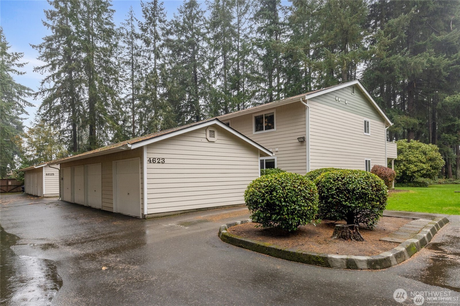 4632 Grandview Dr W University Place WA 98466