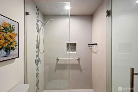 215 9th Street Kirkland WA 98033