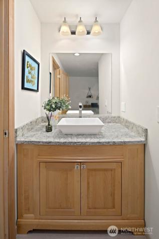 215 9th Street Kirkland WA 98033