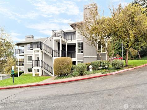 12012 NE 204th Place Bothell WA 98011