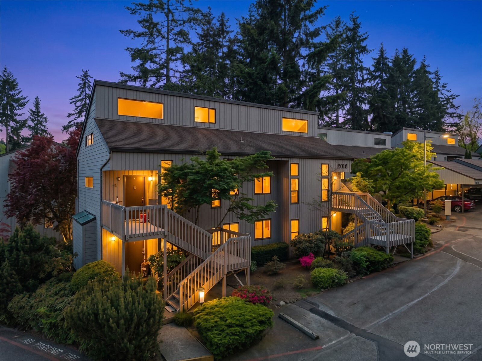 10919 NE 35th Place Bellevue WA 98004