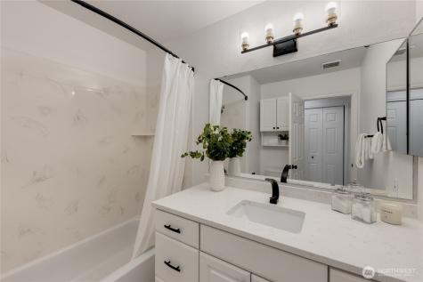10919 NE 35th Place Bellevue WA 98004