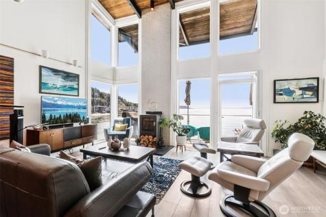 3717 Beach Drive SW Seattle WA 98106