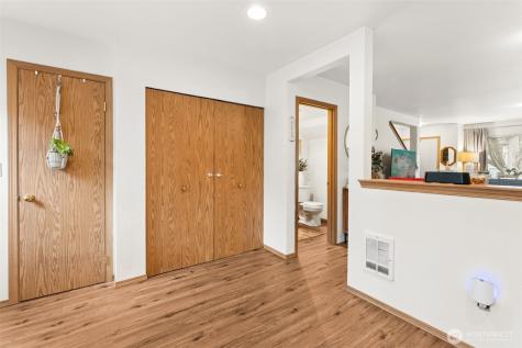 4016 7th Street SW Puyallup WA 98373