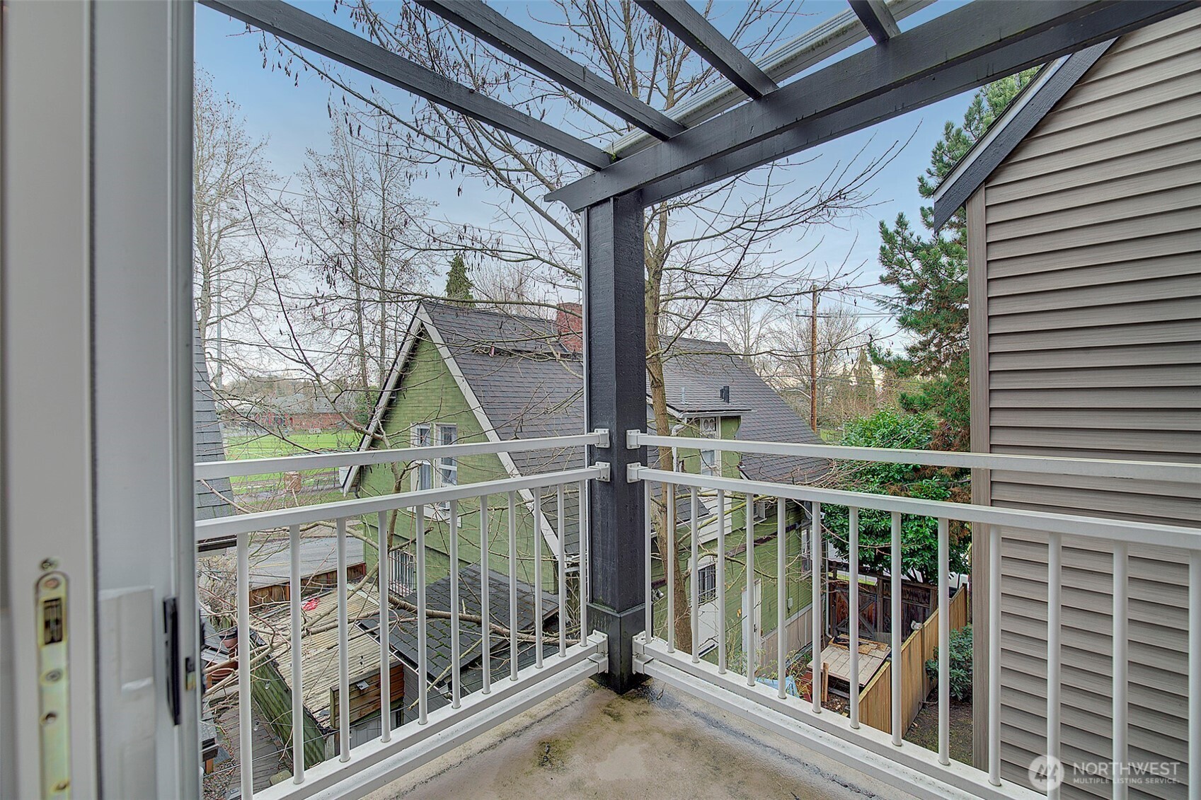 215 20th Avenue E Seattle WA 98112