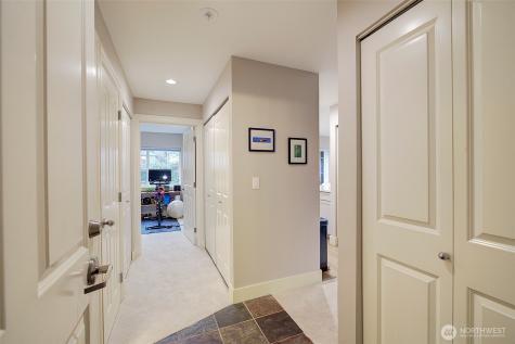 215 20th Avenue E Seattle WA 98112