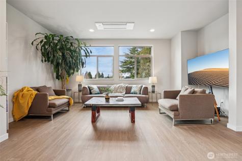 8410 17th Avenue SW Seattle WA 98106