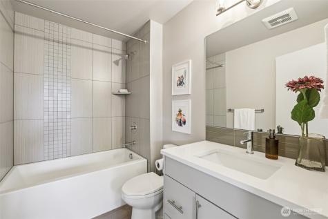 8410 17th Avenue SW Seattle WA 98106