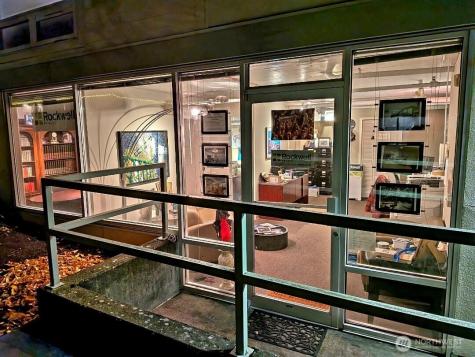 6300 32nd Avenue NW Seattle WA 98107