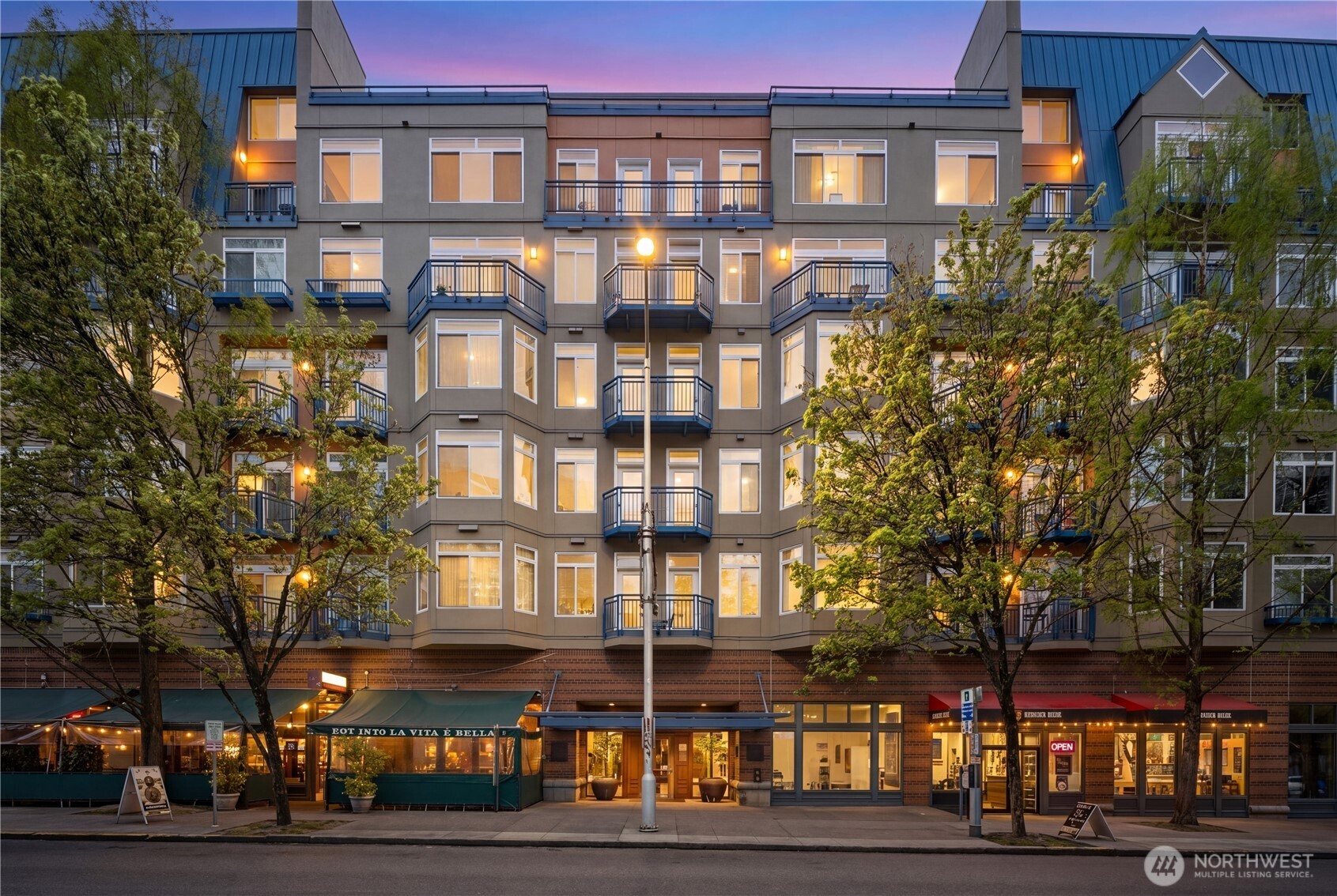 2415 2nd Avenue Seattle WA 98121