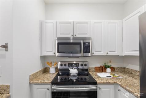 2415 2nd Avenue Seattle WA 98121