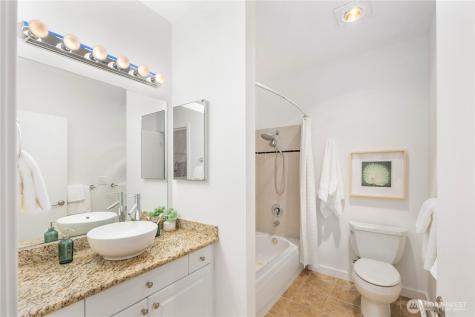 2415 2nd Avenue Seattle WA 98121
