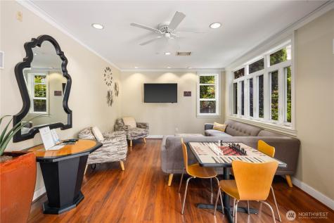 2415 2nd Avenue Seattle WA 98121