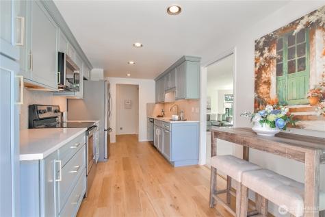 22521 SE 42nd Terrace Issaquah WA 98029