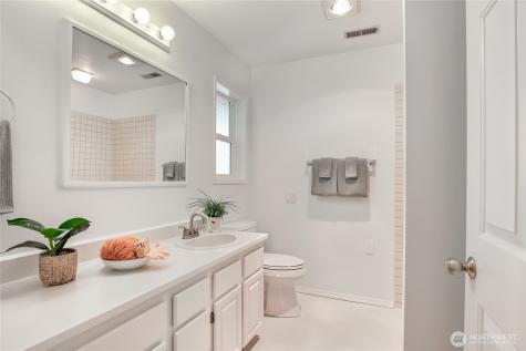 22521 SE 42nd Terrace Issaquah WA 98029