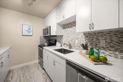 5101 NE 55th Street Seattle WA 98105