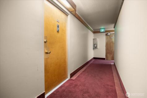 5101 NE 55th Street Seattle WA 98105