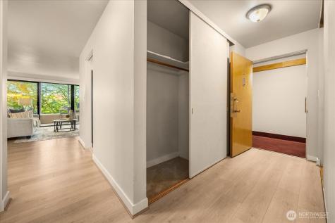 5101 NE 55th Street Seattle WA 98105