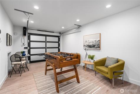 9731 13th Avenue NW Seattle WA 98117
