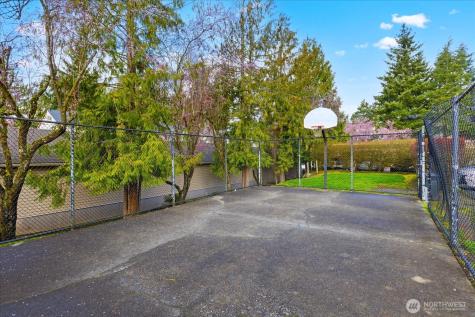 1009 112th Street SE Everett WA 98208