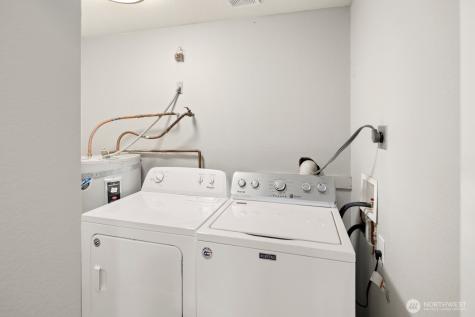 3055 80th Avenue SE Mercer Island WA 98040