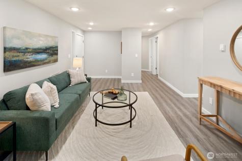 3055 80th Avenue SE Mercer Island WA 98040