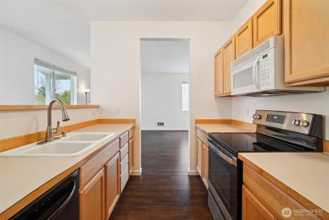 2906 SE 8th Place Renton WA 98058