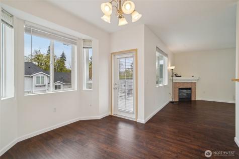 2906 SE 8th Place Renton WA 98058