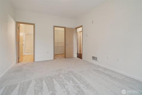 2906 SE 8th Place Renton WA 98058