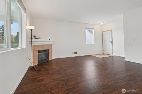 2906 SE 8th Place Renton WA 98058