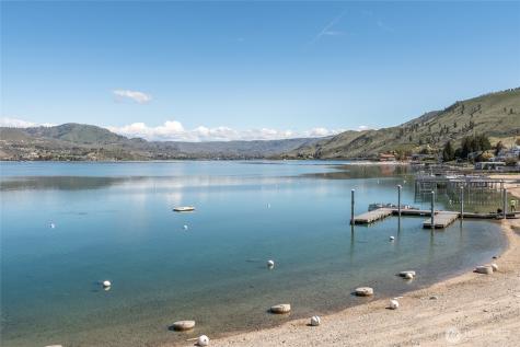 60 S Lakeshore Road Chelan WA 98816