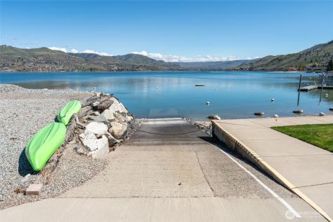 60 S Lakeshore Road Chelan WA 98816