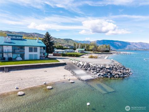 60 S Lakeshore Road Chelan WA 98816