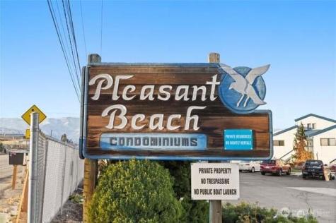 60 S Lakeshore Road Chelan WA 98816