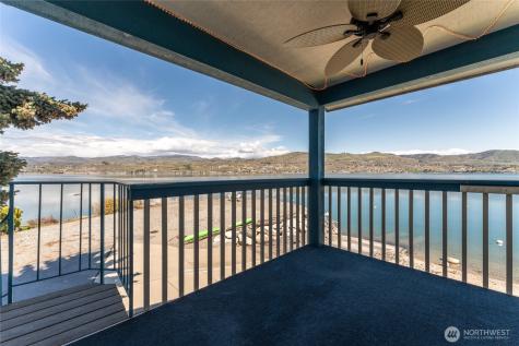 60 S Lakeshore Road Chelan WA 98816