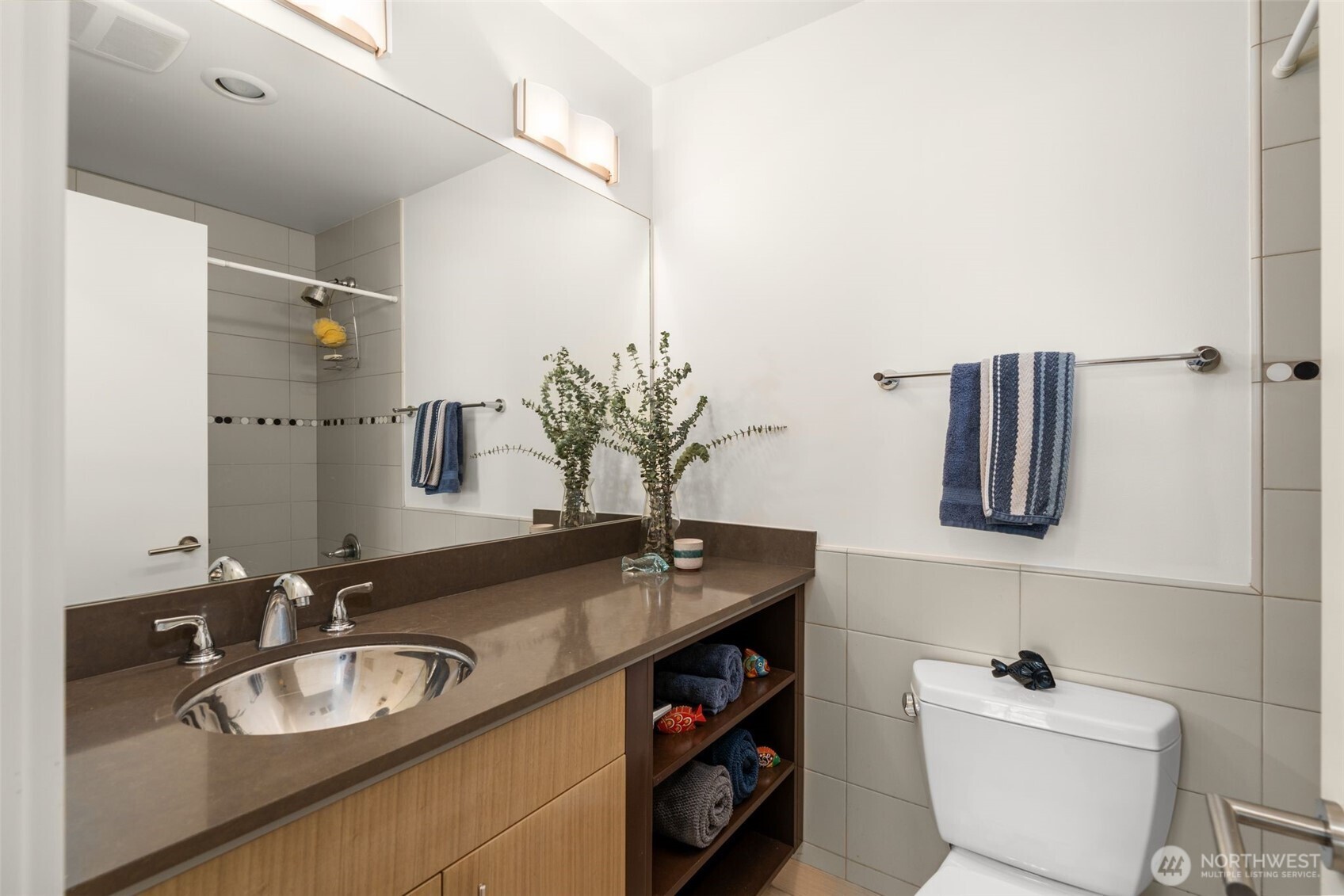 500 Fifth Avenue W Seattle WA 98119